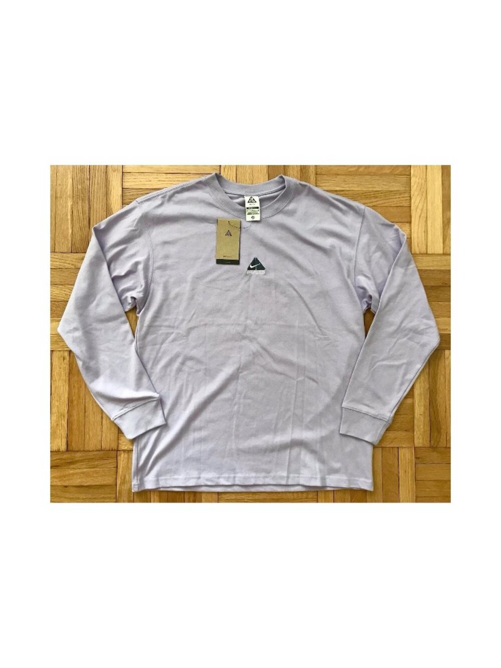 Size Medium Mens Nike ACG Lungs Long Sleeve T-Shirt Light Purple DR7753-515